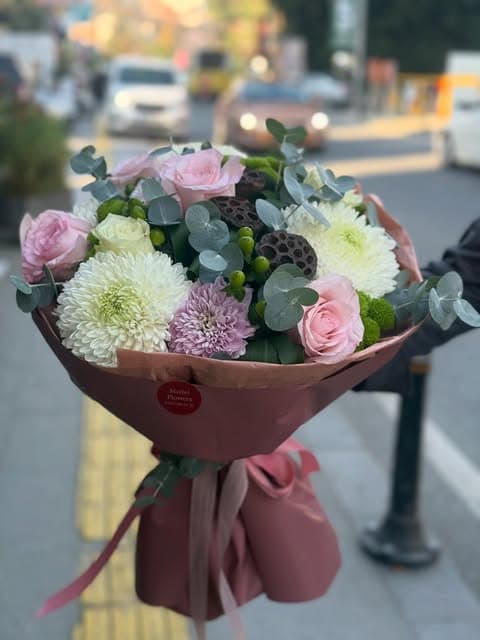 Model Flowers Instagram tasarımı 8