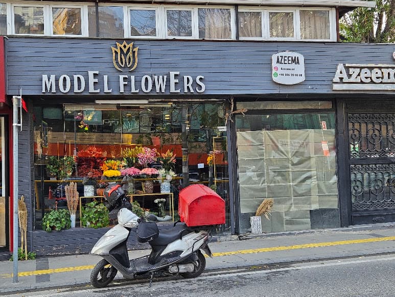 Model Çiçek mağaza cephesi